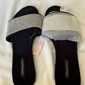 Victoria's Secret slipper sandals Velvety smooth with rhinestone, size M/M 7/8